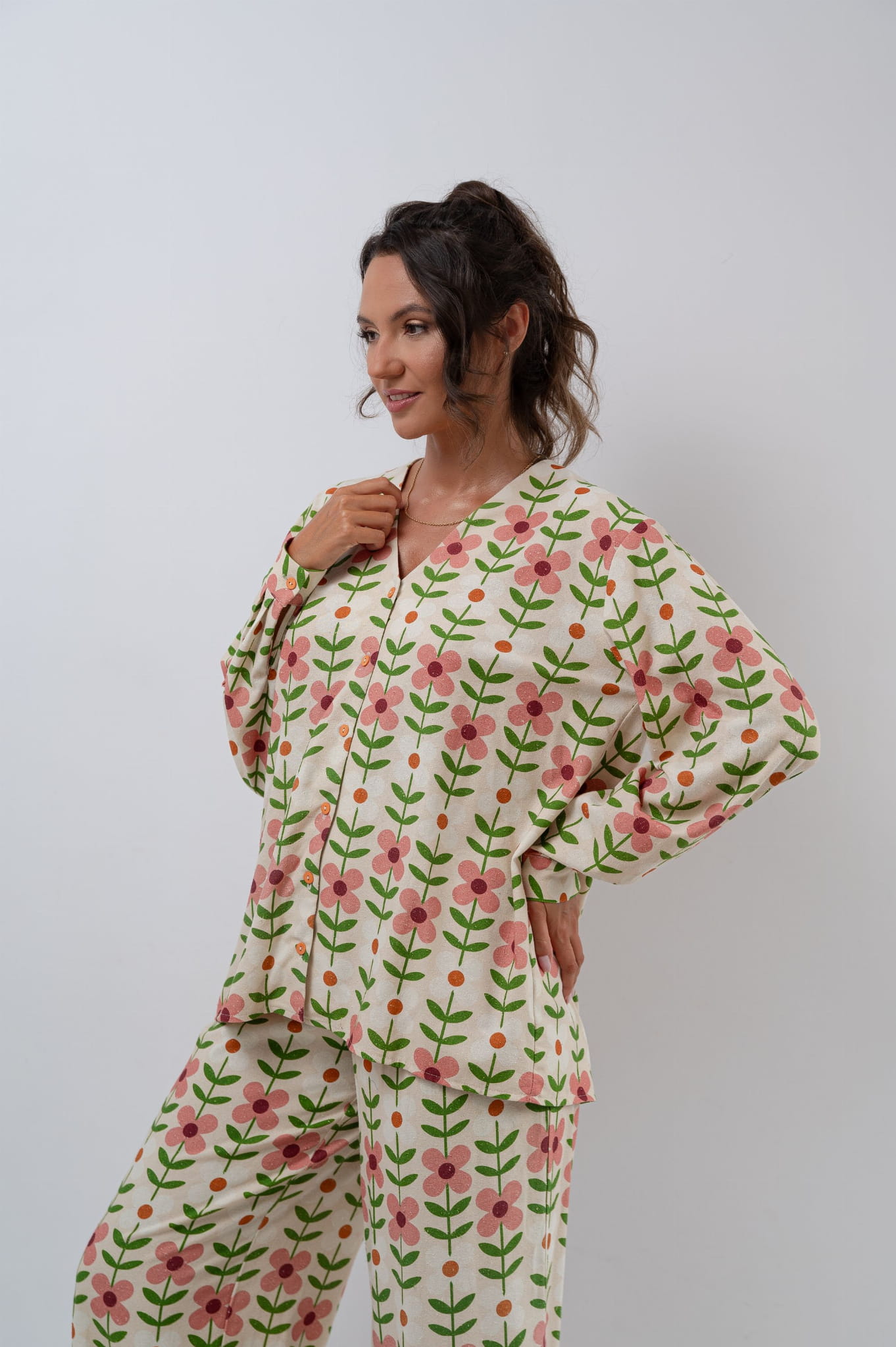 Jedwabna koszula w kwiaty w stylu boho, NOELIA_4.jpg