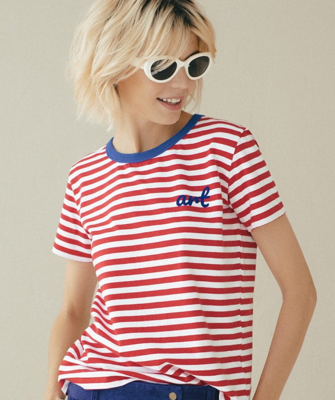 paris_chic_tshirt1-850x1190.jpg